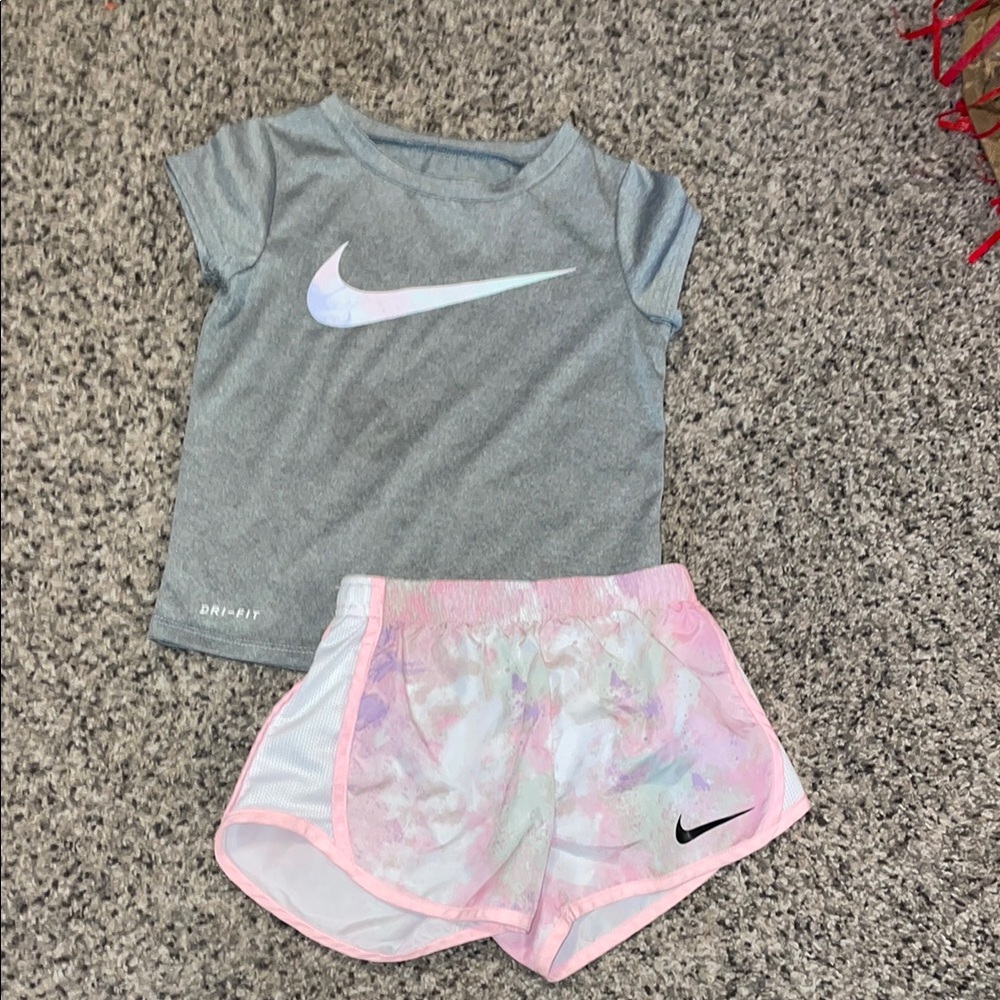 Nike Gray and Pink Athletic Set